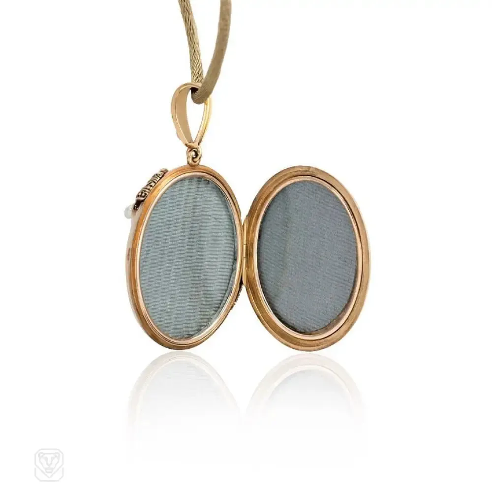 Antique gold locket with pearl fringe