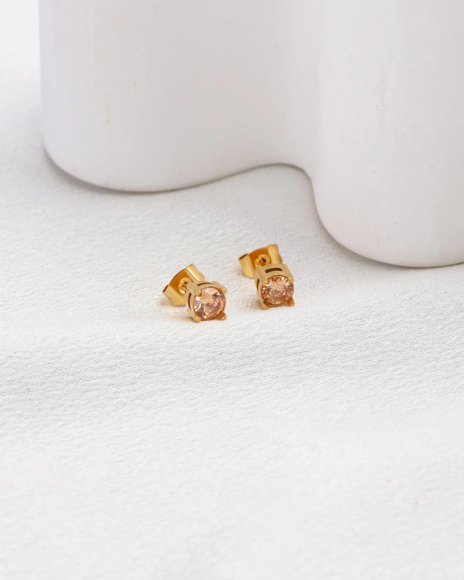 Champagne 5mm Zirconia Gold Stud Earrings