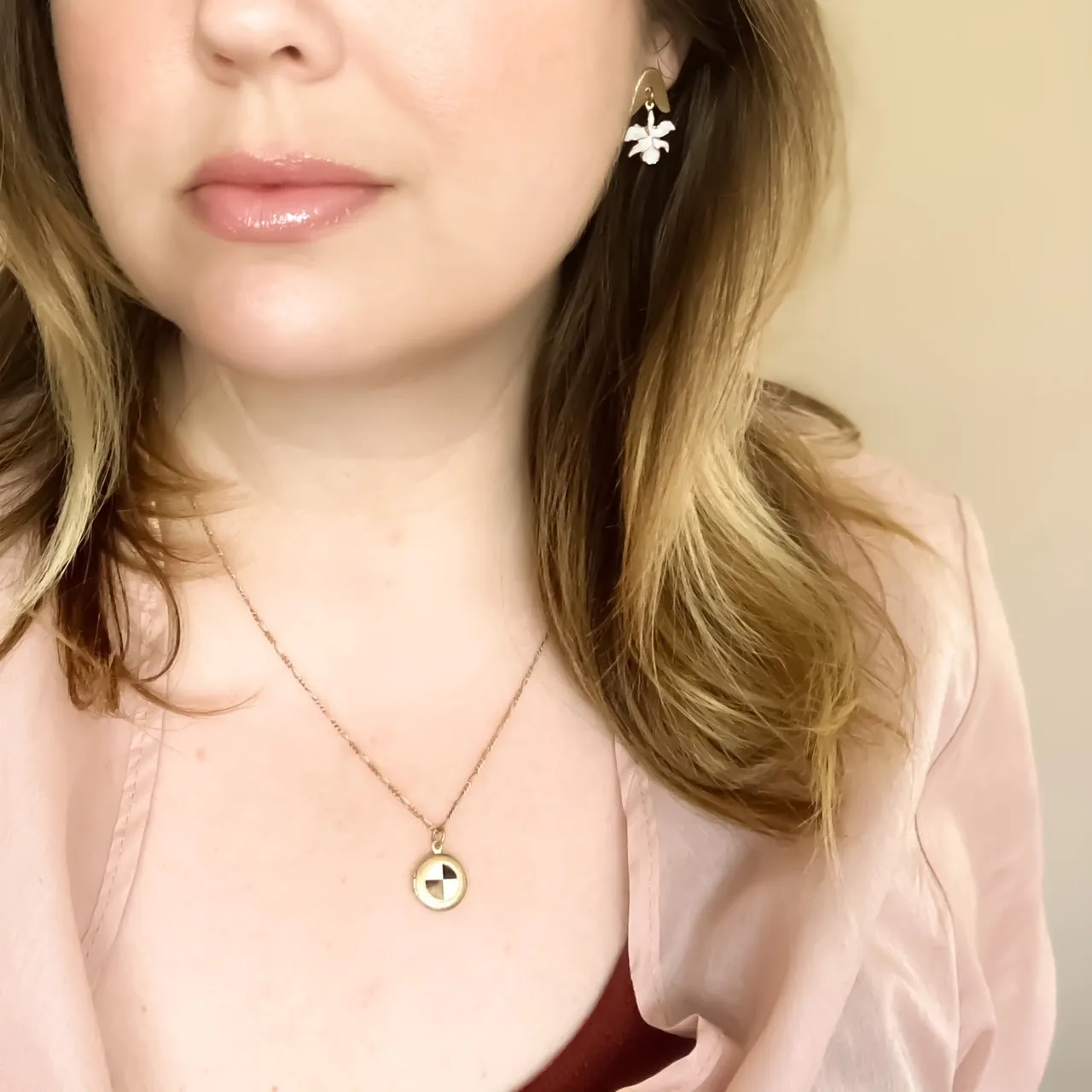 Checkered Shell Locket Necklace