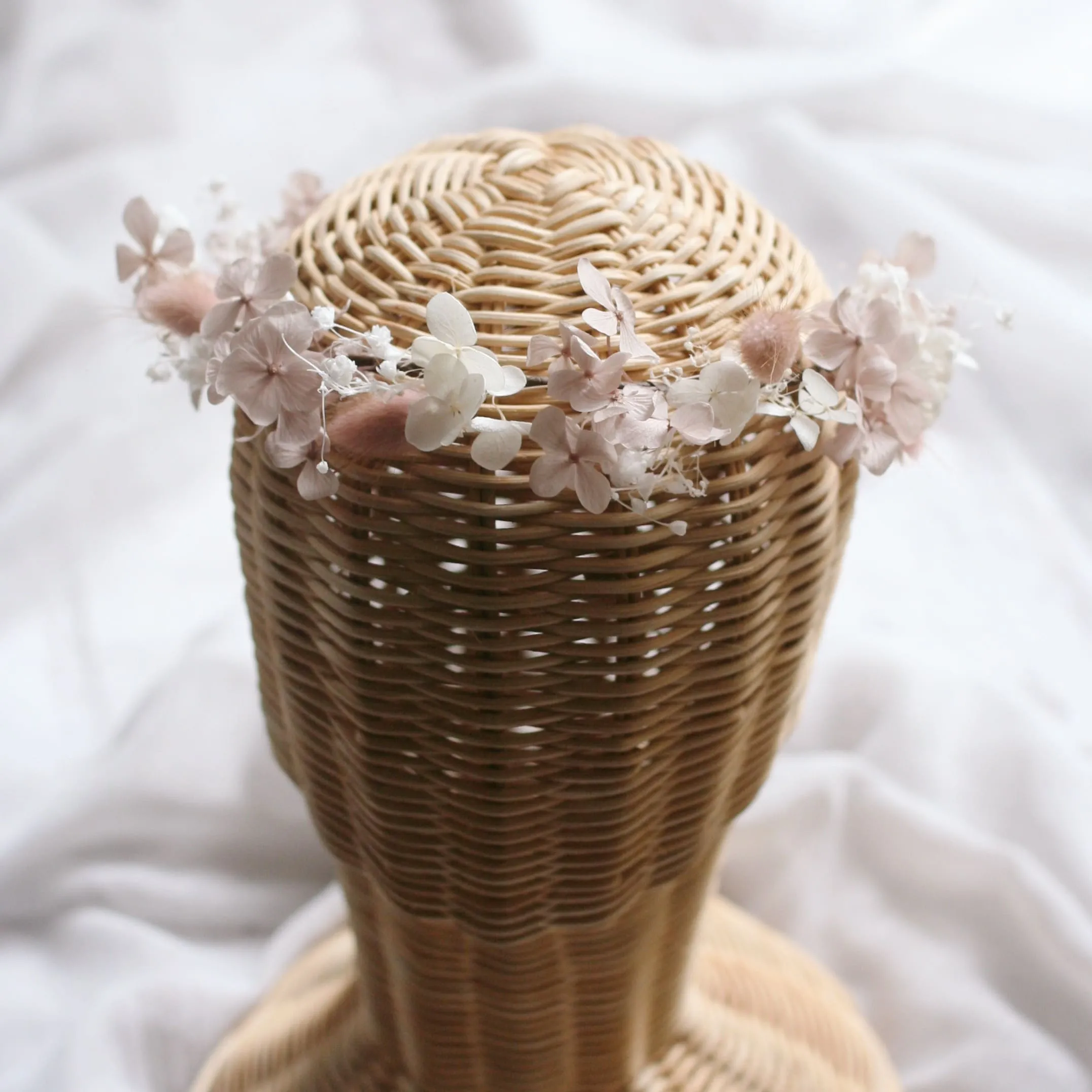Dainty Flower Crown NEUTRAL PINK BEIGE