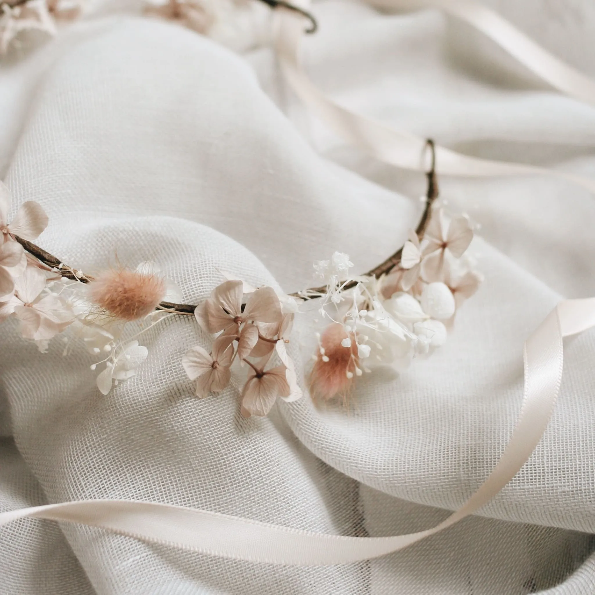 Dainty Flower Crown NEUTRAL PINK BEIGE