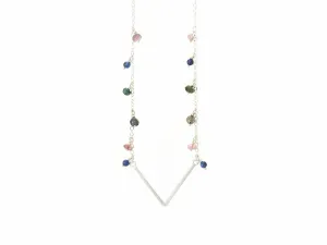 Gemstone v necklace