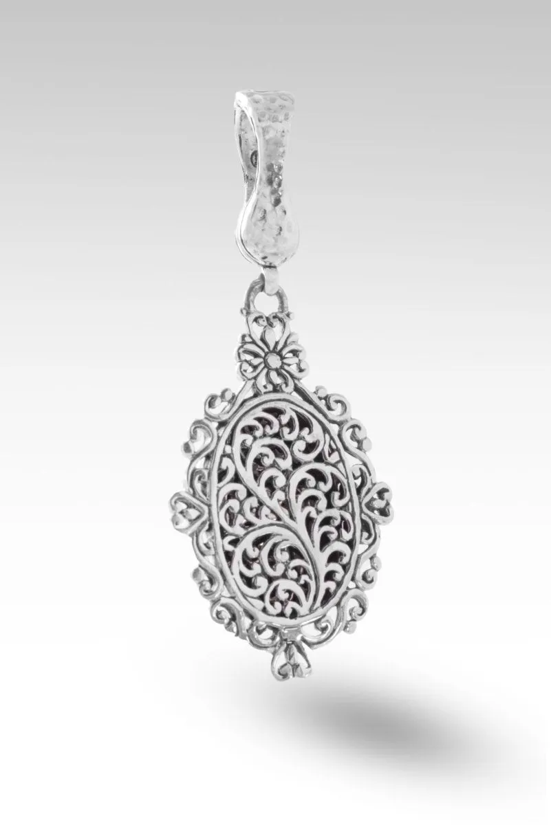 Let Promises Shine Locket Pendant™ in White Mother of Pearl