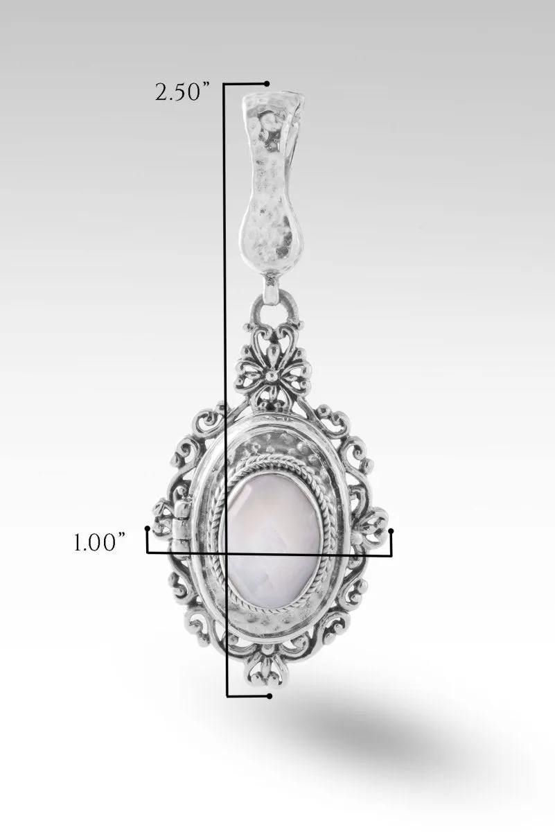 Let Promises Shine Locket Pendant™ in White Mother of Pearl