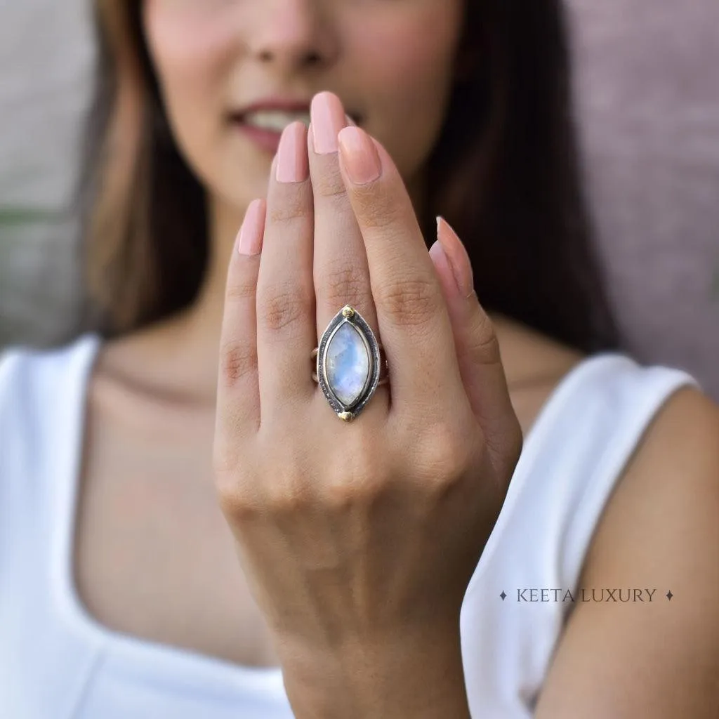 Marquise Beauty - Moonstone Ring