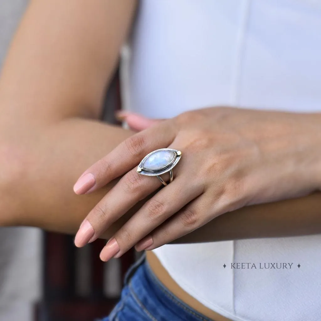 Marquise Beauty - Moonstone Ring