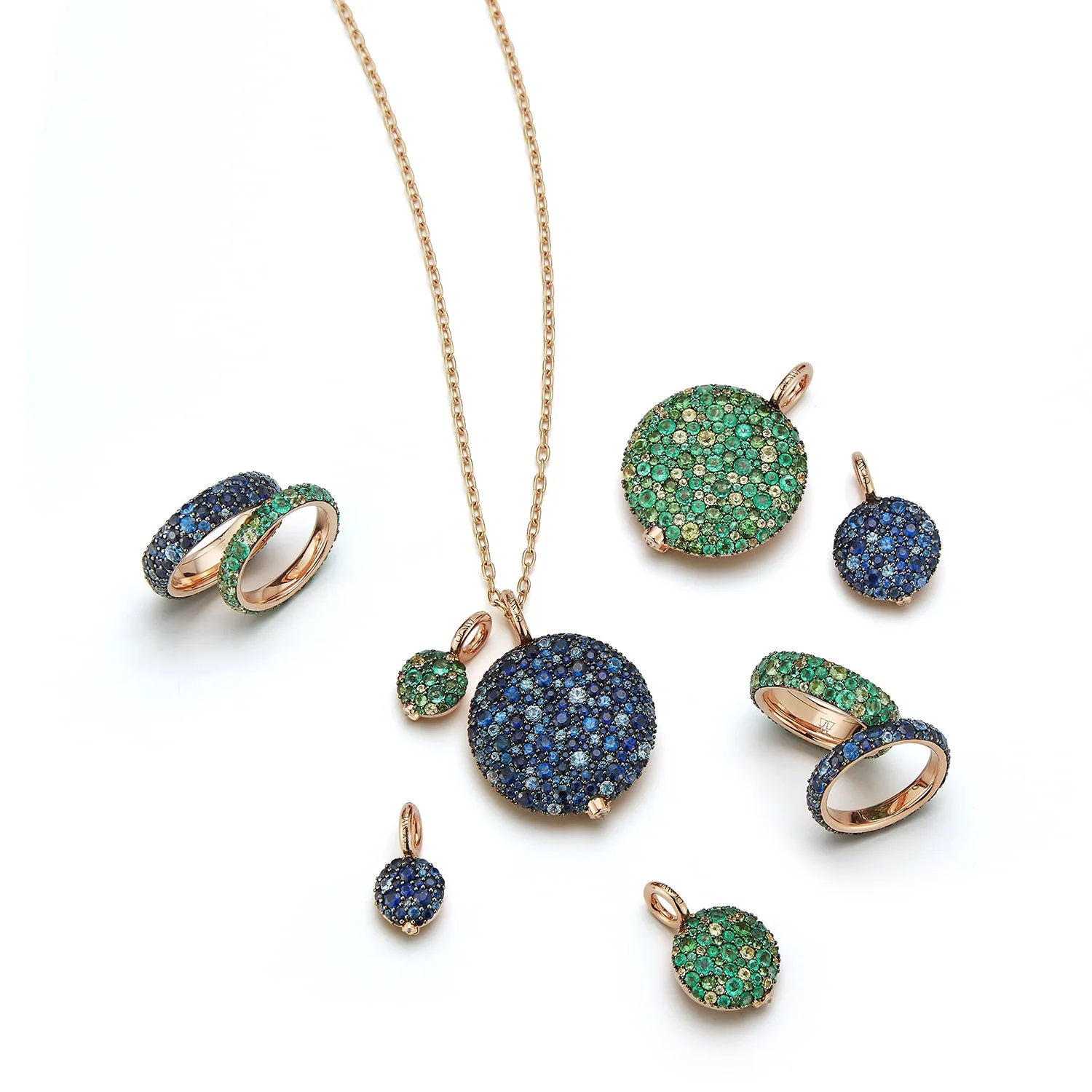 OC X WF 18K MEDIUM BLUE SAPPHIRE PEBBLE LOCKET