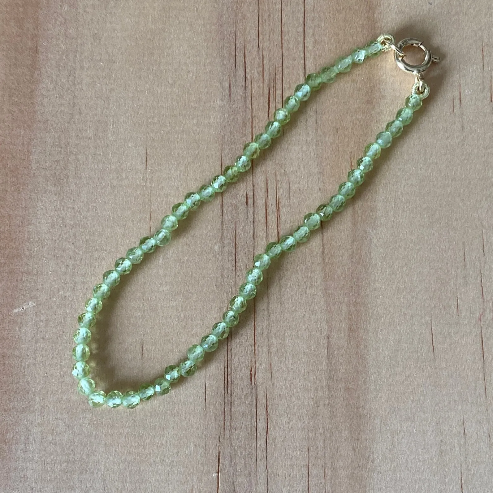 Solid 9 Carat Yellow Gold Peridot Bracelet