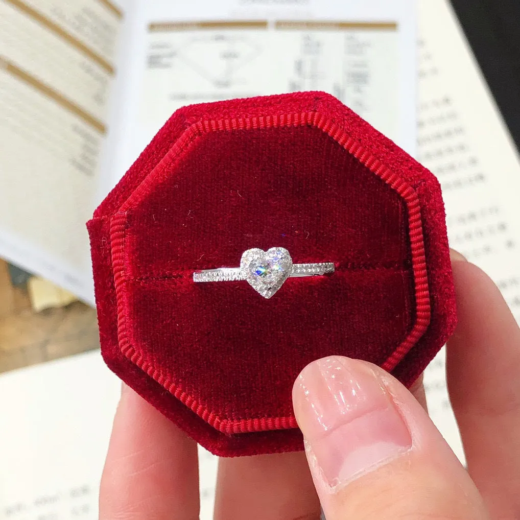 Style classic heart-shaped micro-paved zircon engagement ring women's light luxury diamond ring wedding ring