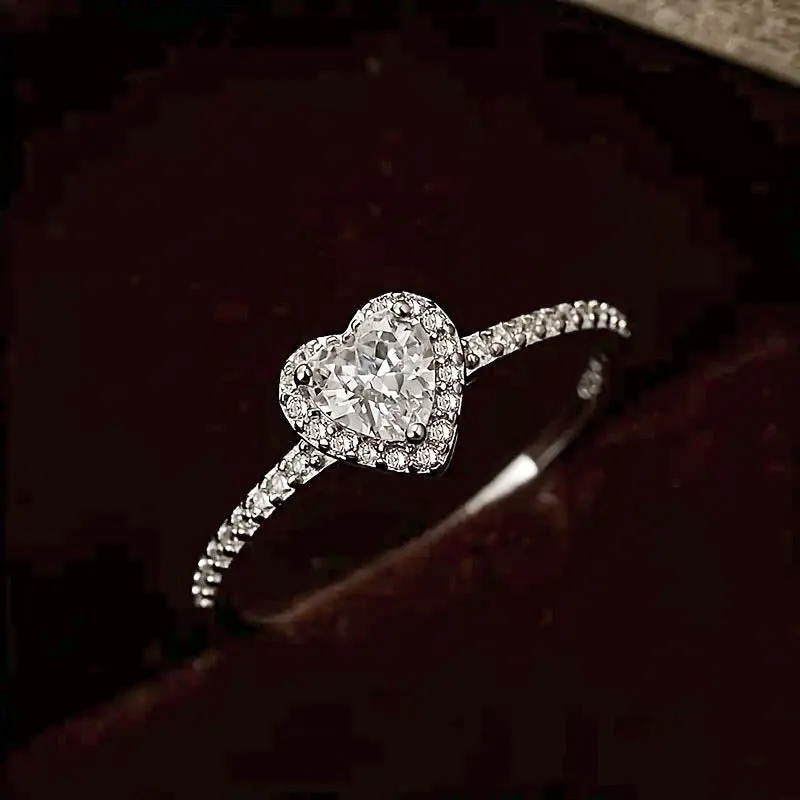 Style classic heart-shaped micro-paved zircon engagement ring women's light luxury diamond ring wedding ring