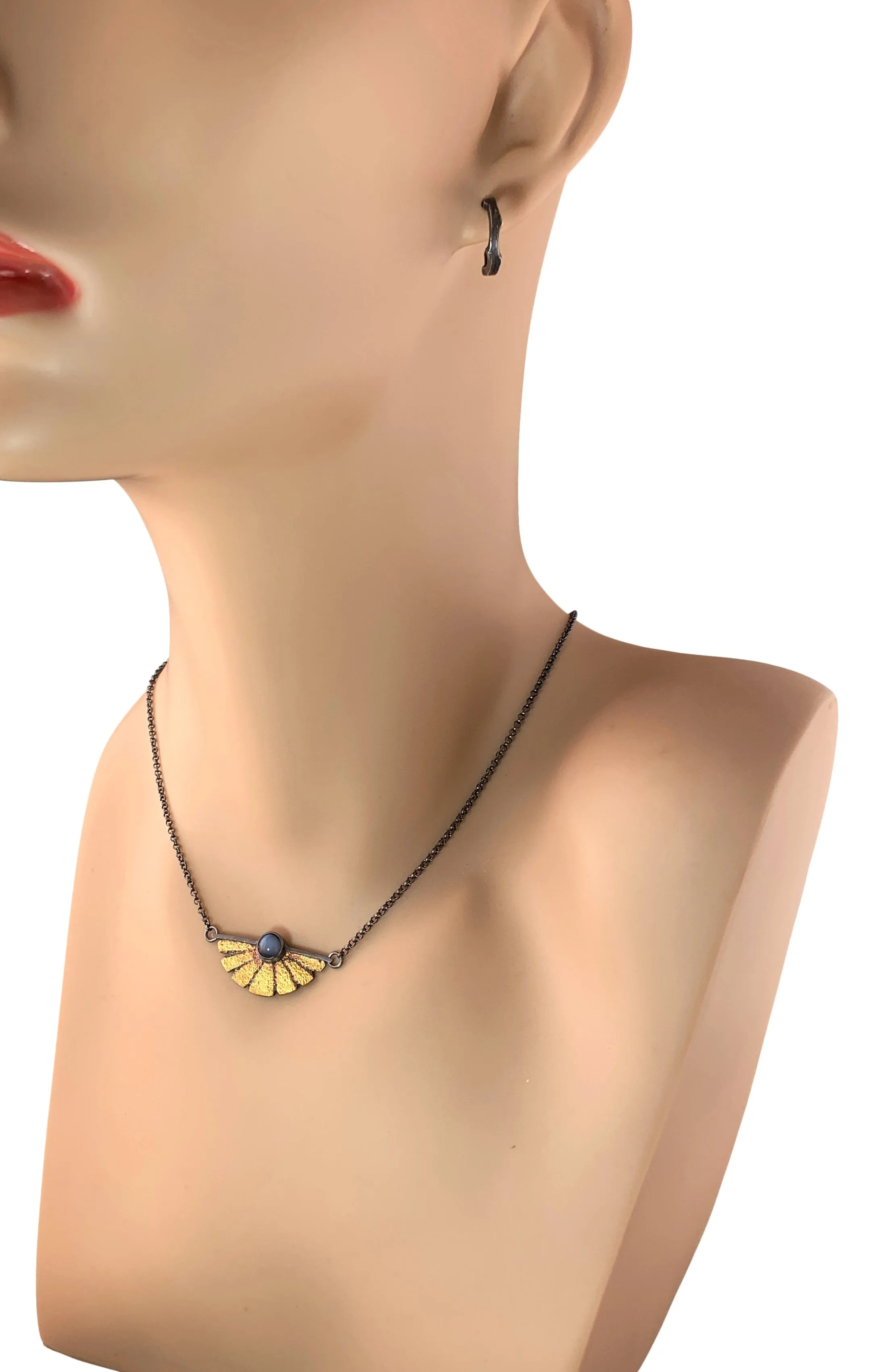 Sunburst Pendant with 6 mm Moonstone - Large