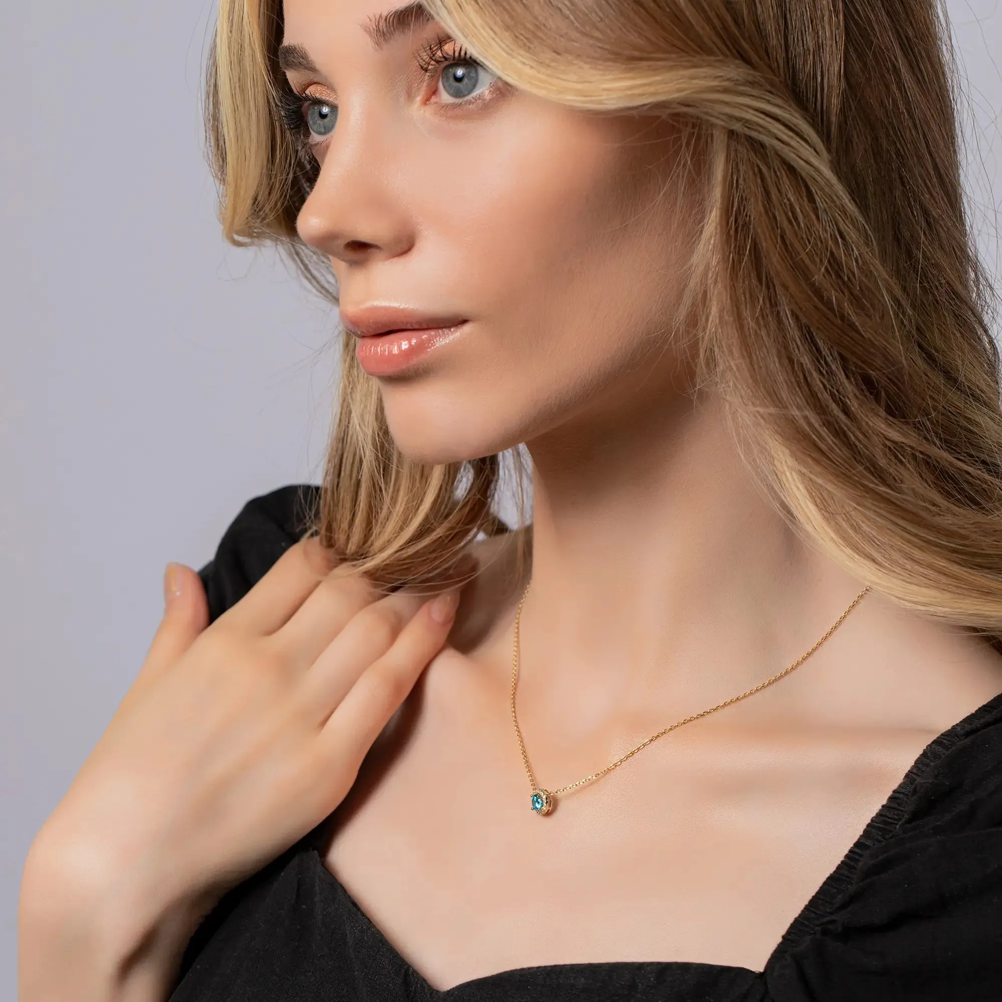 Yellow Gold Chain Gemstone Necklace
