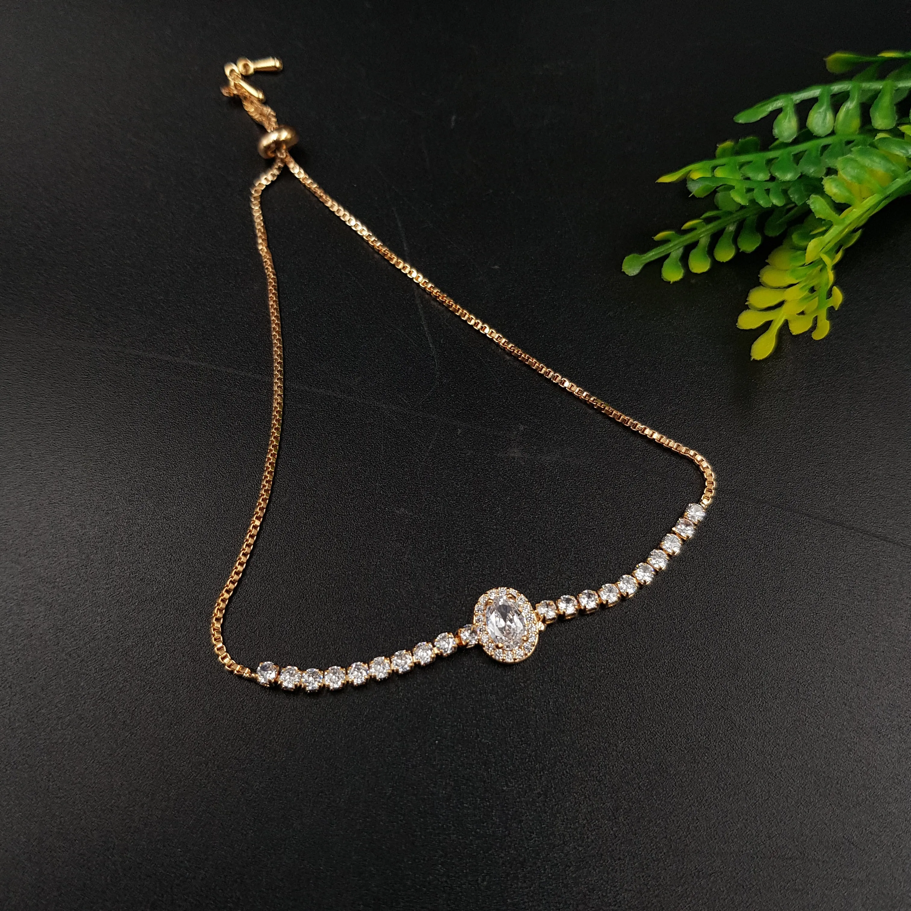 Zircon/AD Bracelet 10468-28